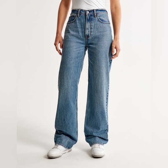 Abercrombie & Fitch Denim - Abercrombie and Fitch Loose High Rise Jeans Medium